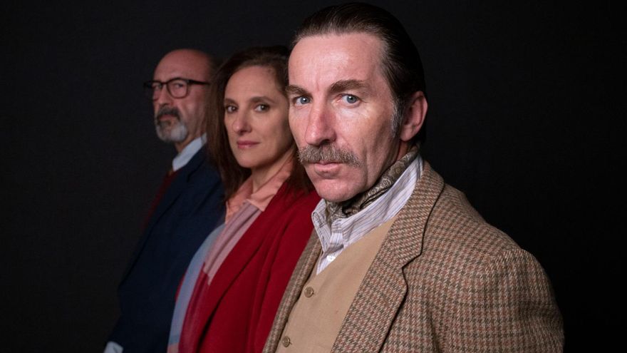 Antonio de la Torre encarna en el teatro a quienes miran hacia otro lado ante el horror