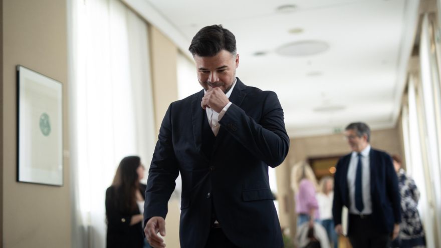 El portavoz de ERC en el Congreso, Gabriel Rufián, a su llegada a una reunión de la Junta de Portavoces, en el Congreso de los Diputados, a 20 de mayo de 2025, en Madrid (España).