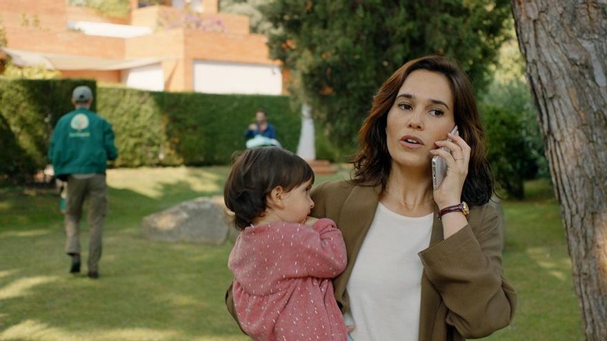 Cristina (Celia Freijeiro), la "madre perfecta"