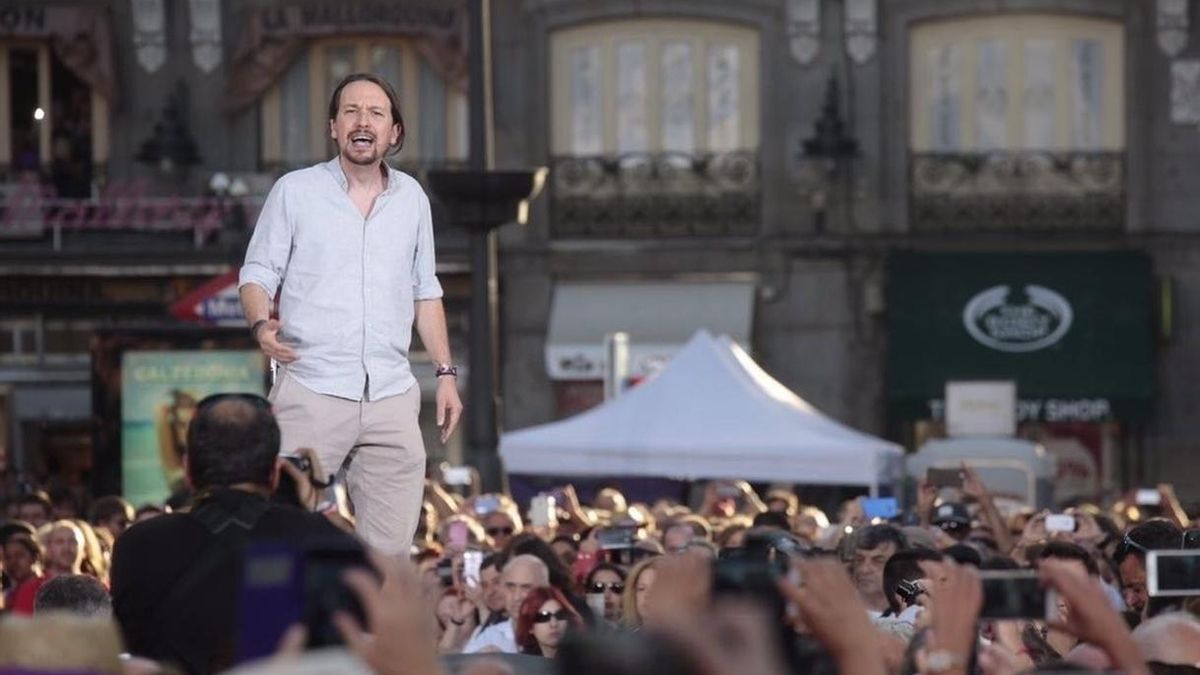 Pablo Iglesias durante la manifestación en apoyo a la moción de censura