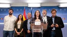 De izquierda a derecha: Antón Gómez Reino (Galicia en Común), Ione Belarra, Enrique Santiago (IU), Irene Montero, Juan López de Uralde (Equo) y Jaume Asens (En Comú).