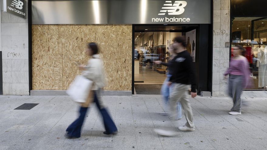 Despliegues policiales, detenidos y comercios blindados ante la amenaza de Blocus