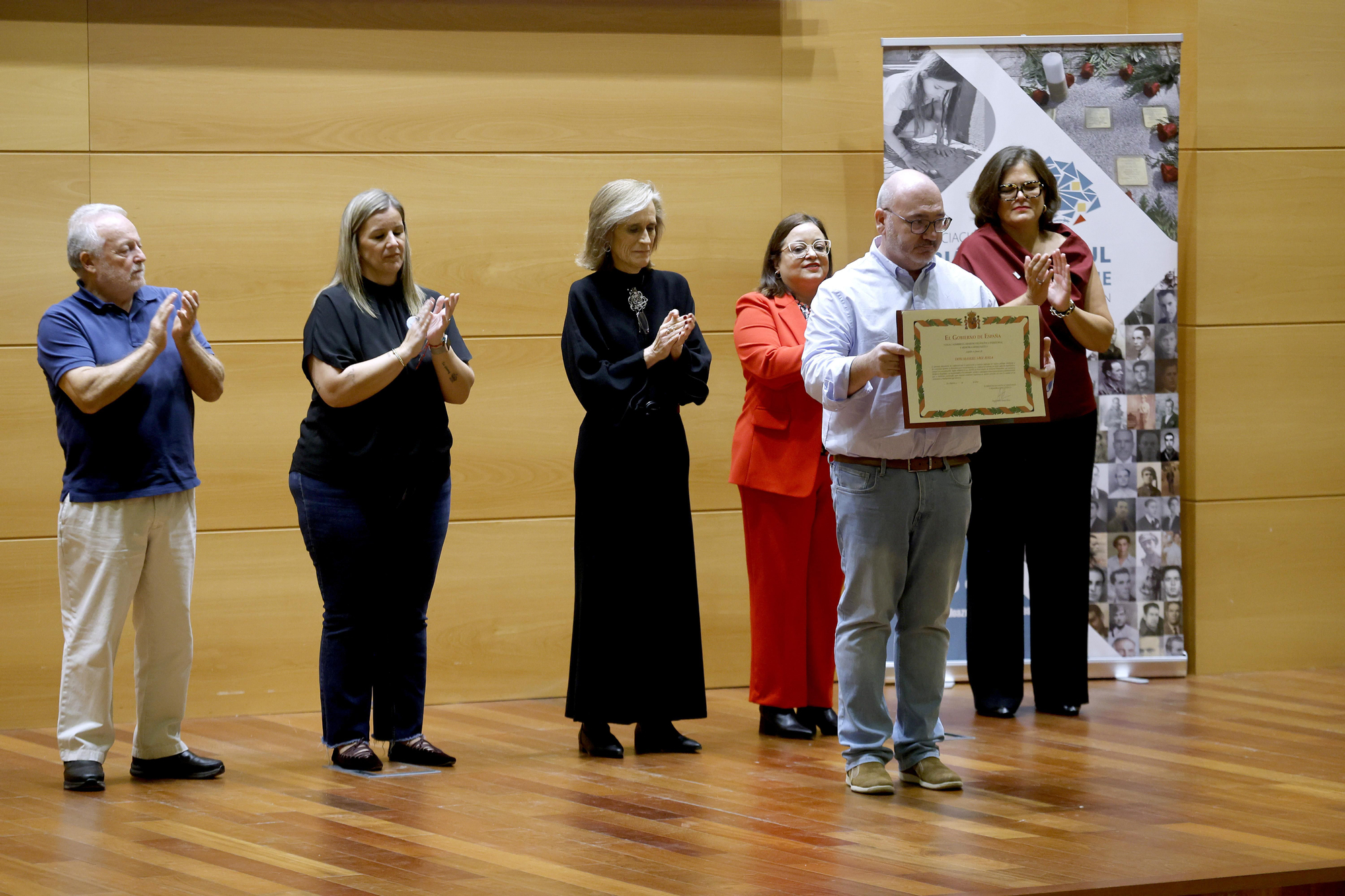 Acto de reconocimiento y reparación a represaliados por el franquismo y deportados a campos nazis