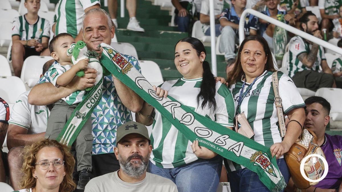 Grada Blanquiverde del Córdoba CF - Racing de Santander