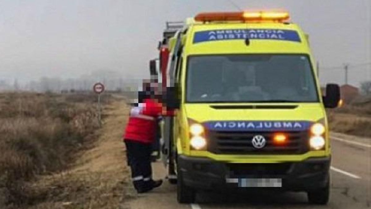 Cuatro personas resultan heridas tras la colisión de dos turismos en Sahagún