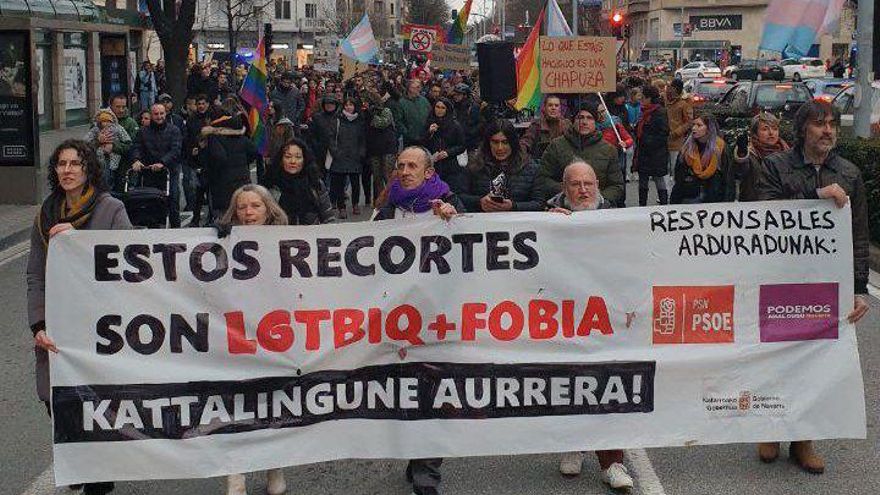 Una manifestación en Pamplona rechaza el "recorte" de 40.000 euros al servicio para personas LGTBIQ+ Kattalingune