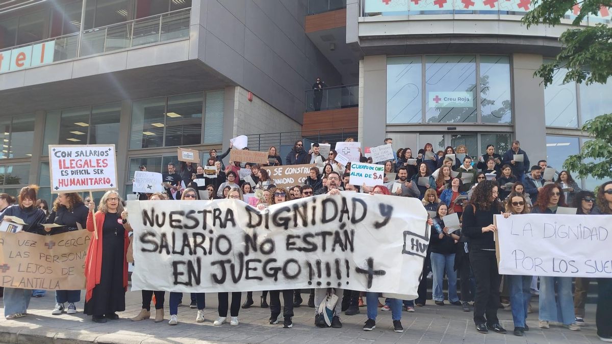 UGT amenaza con recurrir a la vía judicial y sacar las movilizaciones a la calle si la negociación con Cruz Roja no avanza