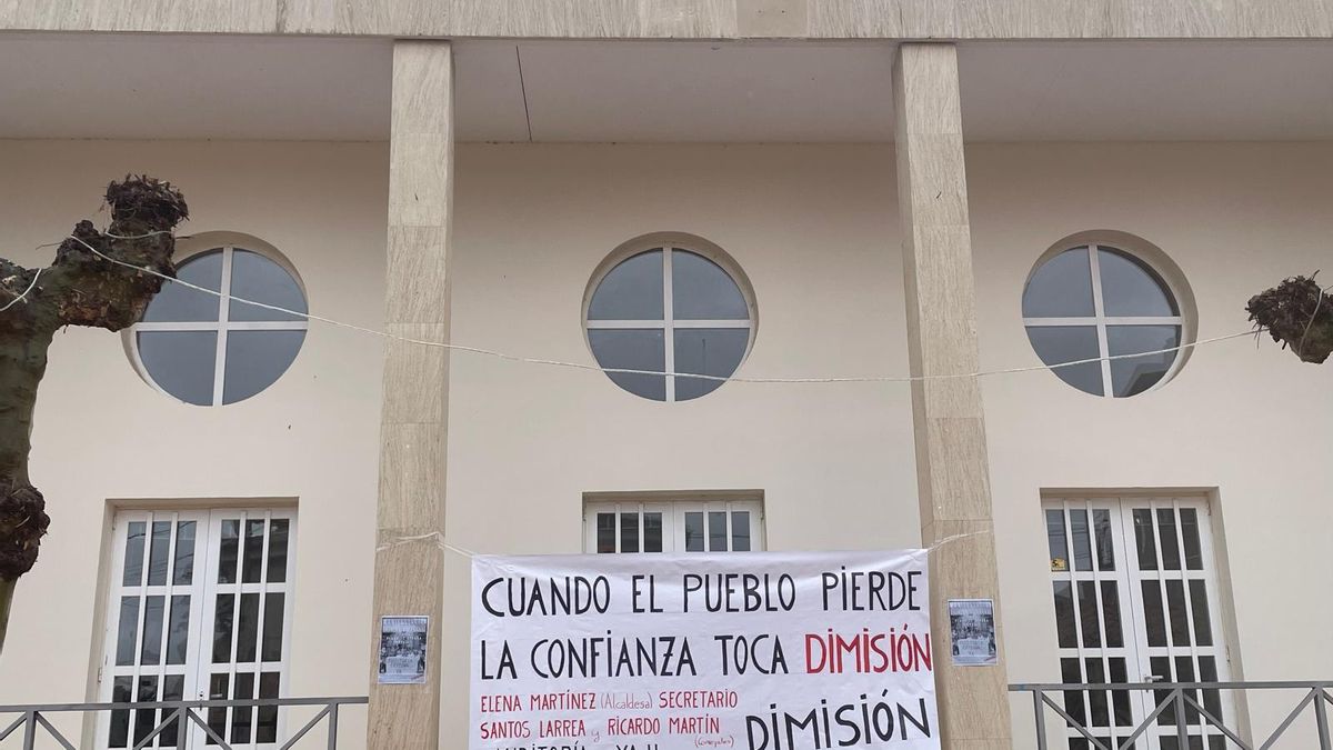 El vecindario de Hervías asegura haber perdido la confianza en la alcaldesa