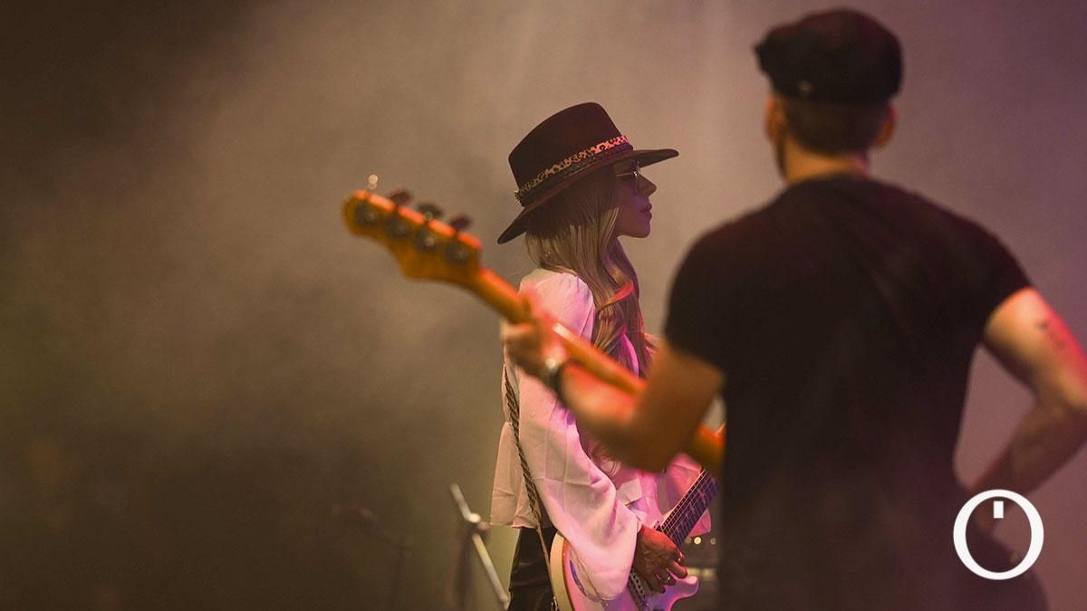 El concierto de Orianthi en el Festival de la Guitarra, en imágenes
