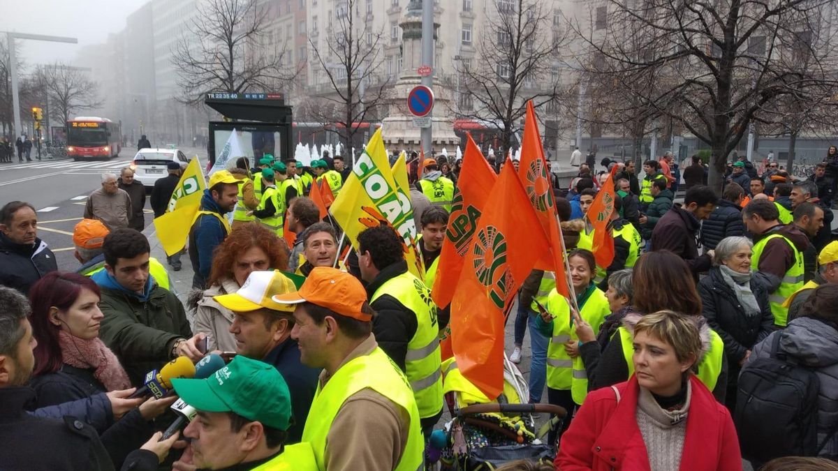 El campo aragonés se pone de luto y cambia la movilización en Zaragoza al 23 de enero