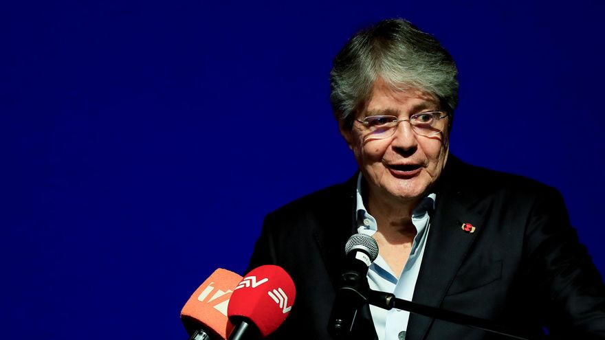 Jueza de Ecuador archiva caso de peculado que llevó a expresidente Lasso a juicio político