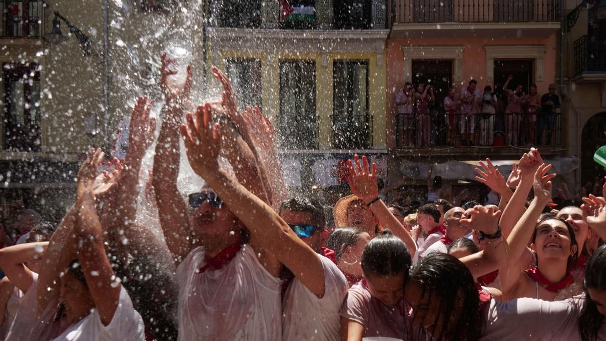 Los Sanfermines terminan con récord en el consumo de agua por la ola de calor