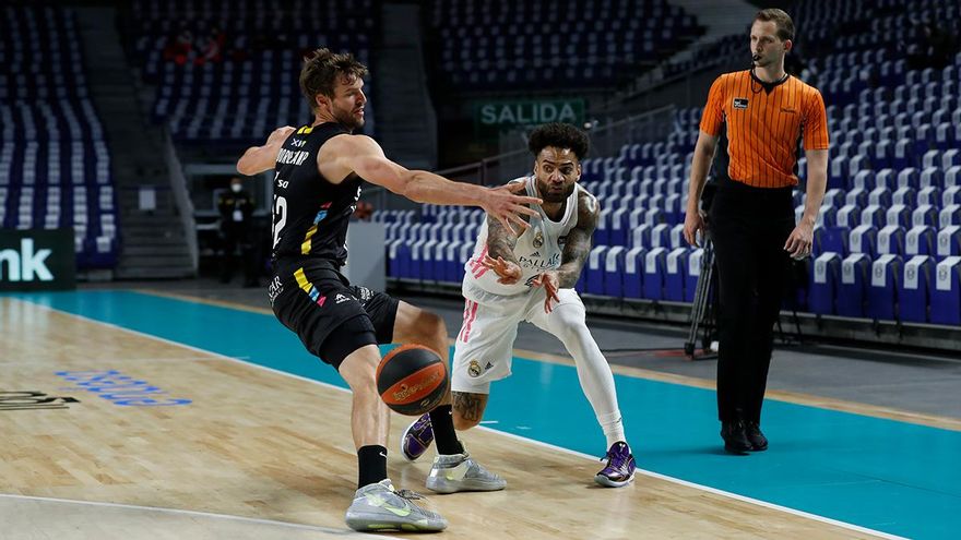 El Lenovo Tenerife cae con la cabeza alta frente al Real Madrid
