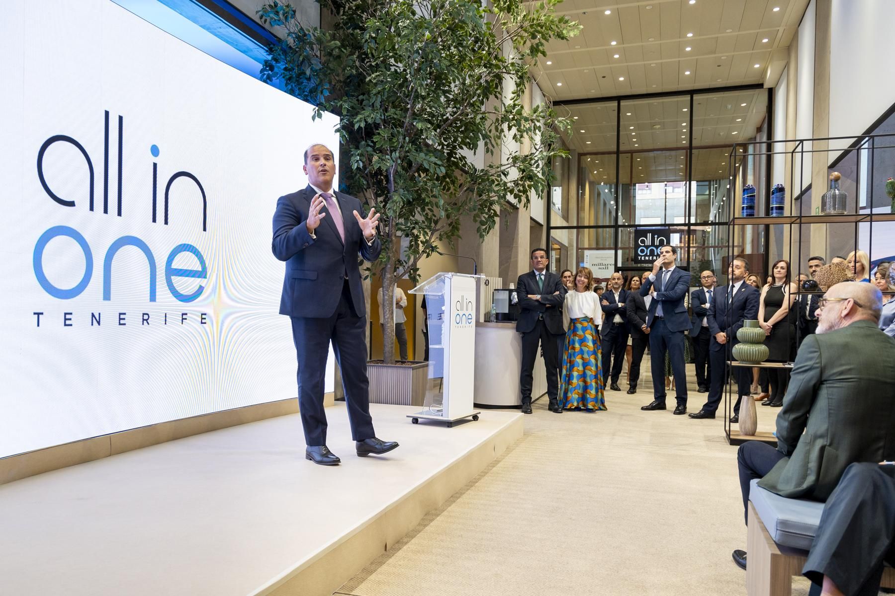 Inauguración del centro ‘all in one’ Tenerife de CaixaBank.