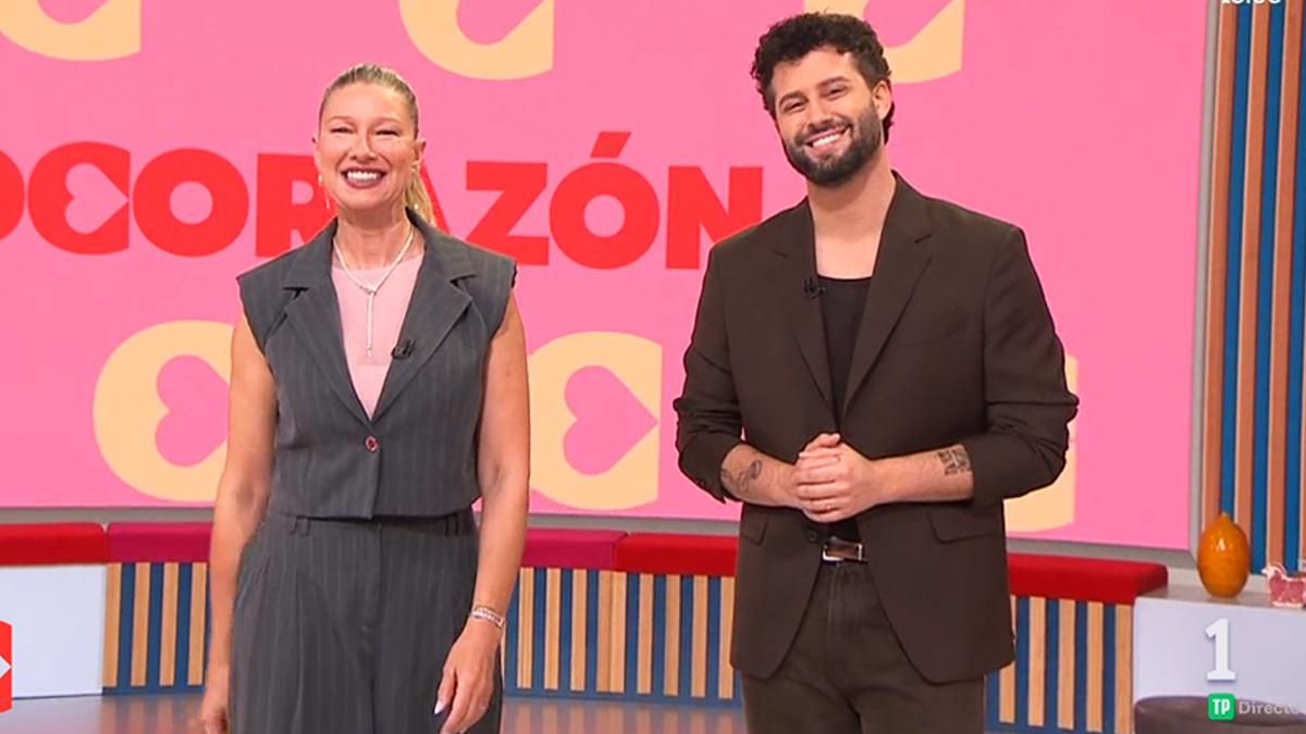 'D Corazón' estrena nuevo plató, recupera a una de sus tertulianas más conocidas y afianza su giro temático