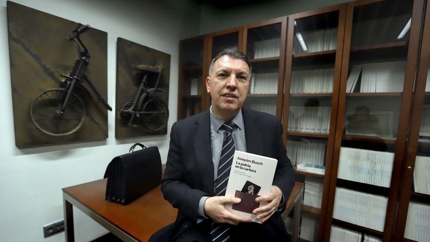 Joaquim Bosch, magistrado: "Gran parte de las prácticas corruptas comenzaron en la dictadura y Canarias es un claro ejemplo"