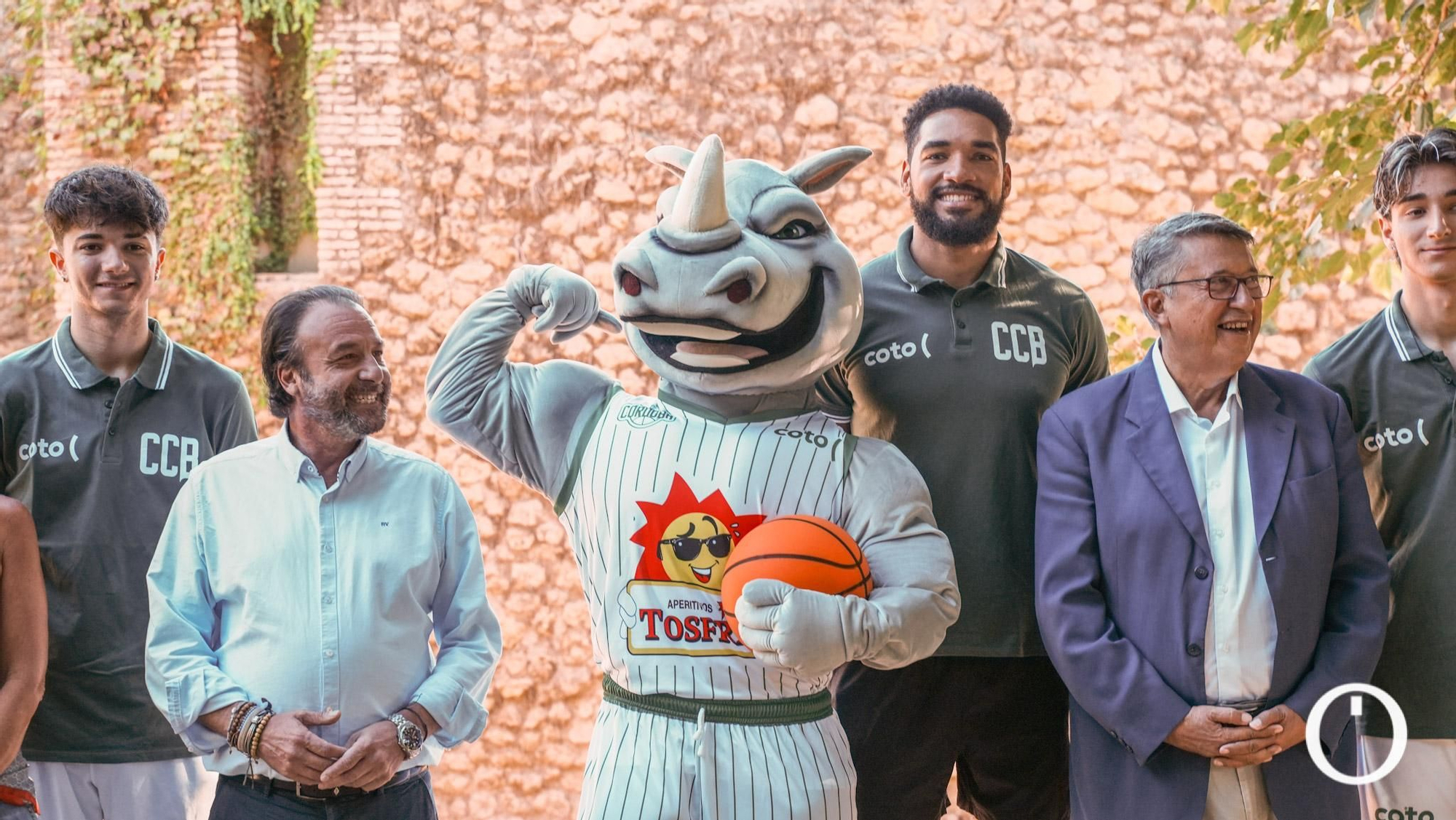 Presentación de la mascota del Coto Córdoba CB