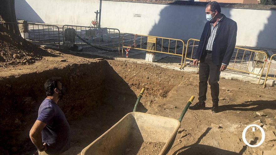 La aparición de nueve cuerpos confirma una gran fosa de fusilados en el Cementerio de La Salud de Córdoba