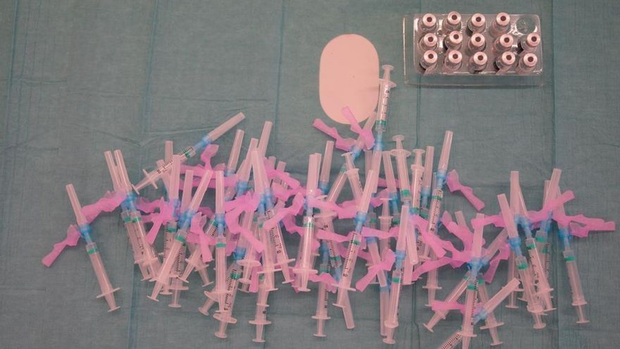 Vacunas contra el covid que se están administrando en las residencias de la provincia.