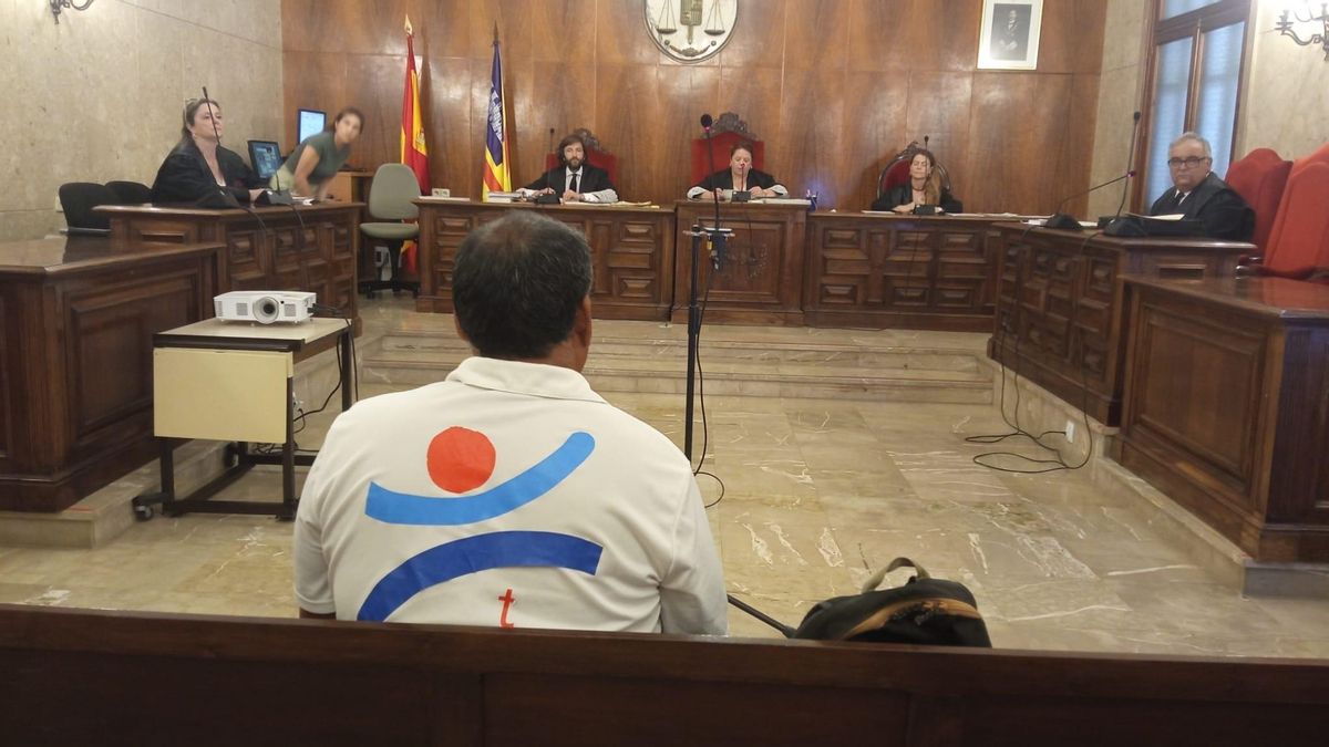 Un hombre evita la cárcel tras confesar que abusó de la hija de la mujer que trabajaba limpiando su casa en Palma