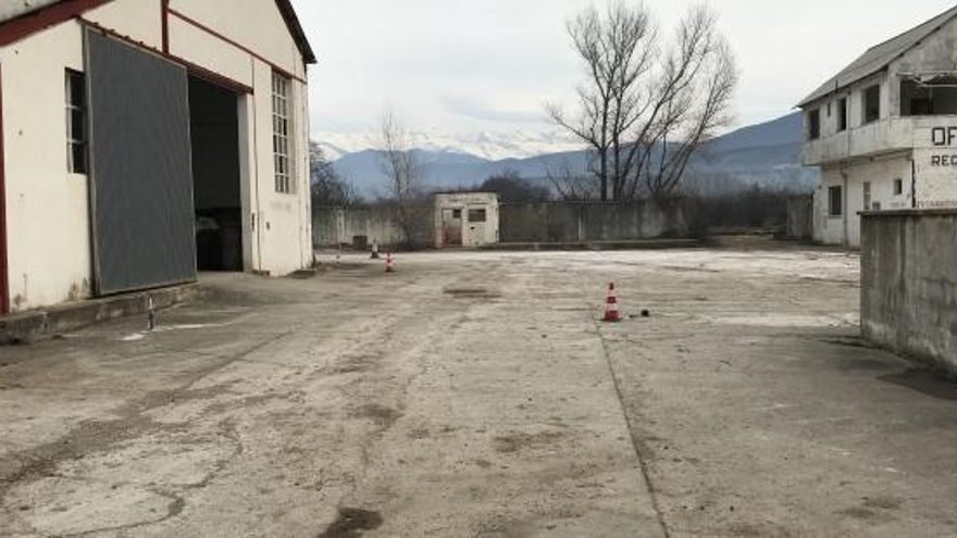 Comienza el proceso de descontaminación de lindano en Inquinosa (Huesca) con la expropiación del acceso a la ruina industrial
