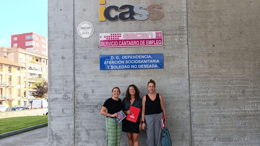 Representantes de la Federación de Sanidad y Sectores Sociosanitarios de CCOO se reúnen con el ICASS