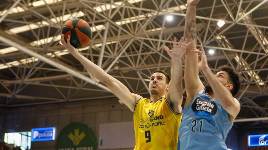 El Granca sigue peleando por la cuarta plaza