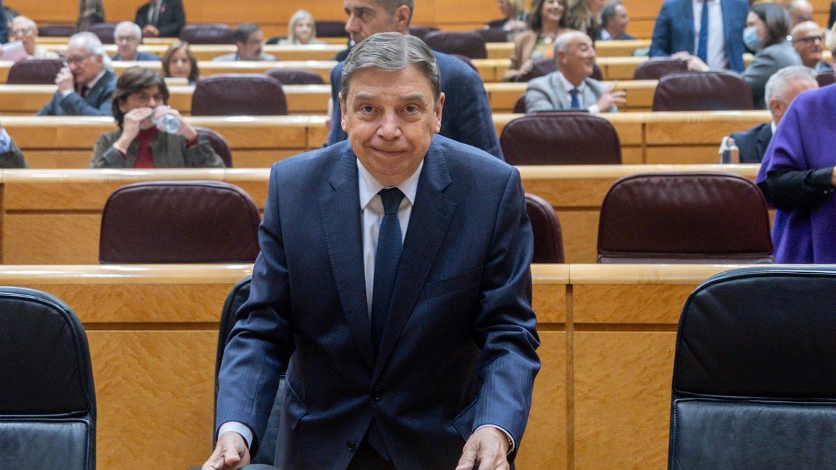 El ministro de Pesca acusa a la Xunta de no remitir datos sobre la huella pesquera para evaluar la eólica marina