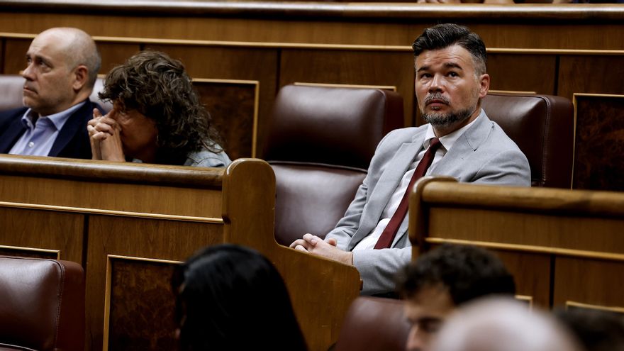 El portavoz de ERC, Gabriel Rufián durante la sesión de control al Gobierno celebrada este miércoles en el Congreso.