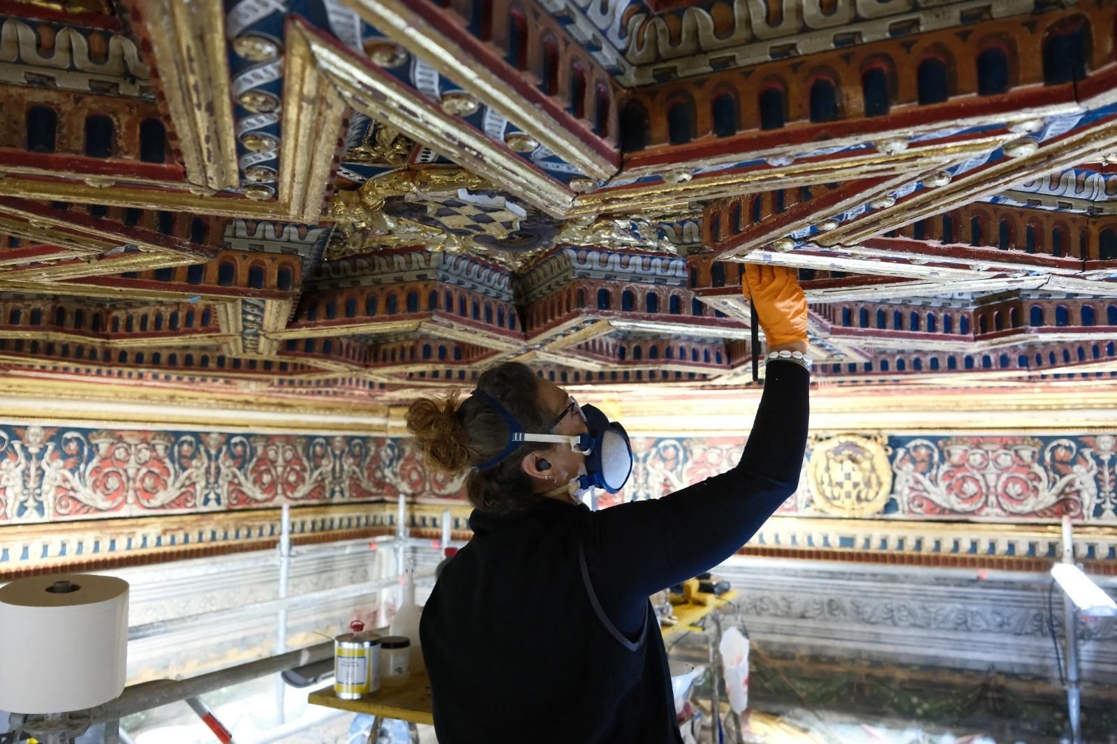 Trabajos en el artesonado de la Antesala Capitular de la catedral de Toledo