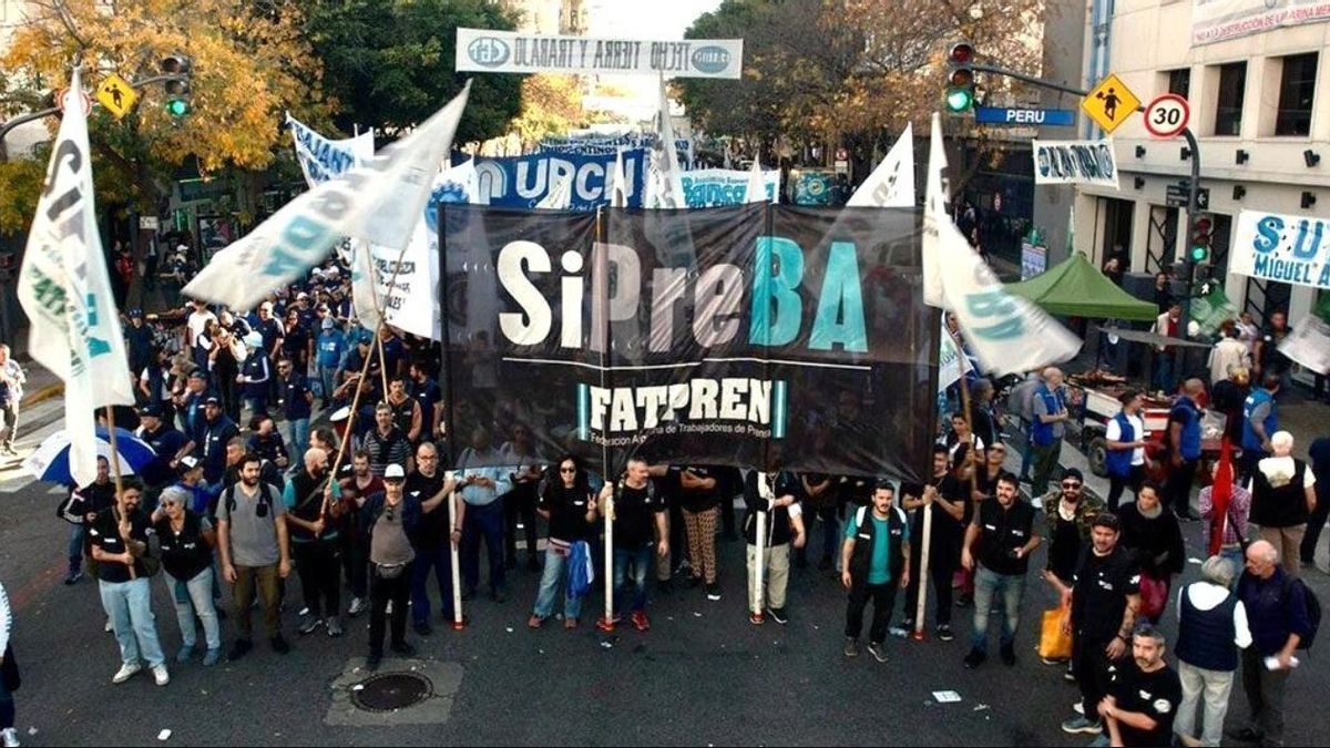 Trabajadores de prensa en defensa de sus derechos