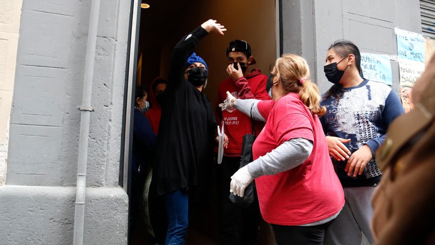 El desahucio de 'Claudia y los siete', una familia numerosa con cuatro menores: "Nos echarán a la calle sin alternativa"