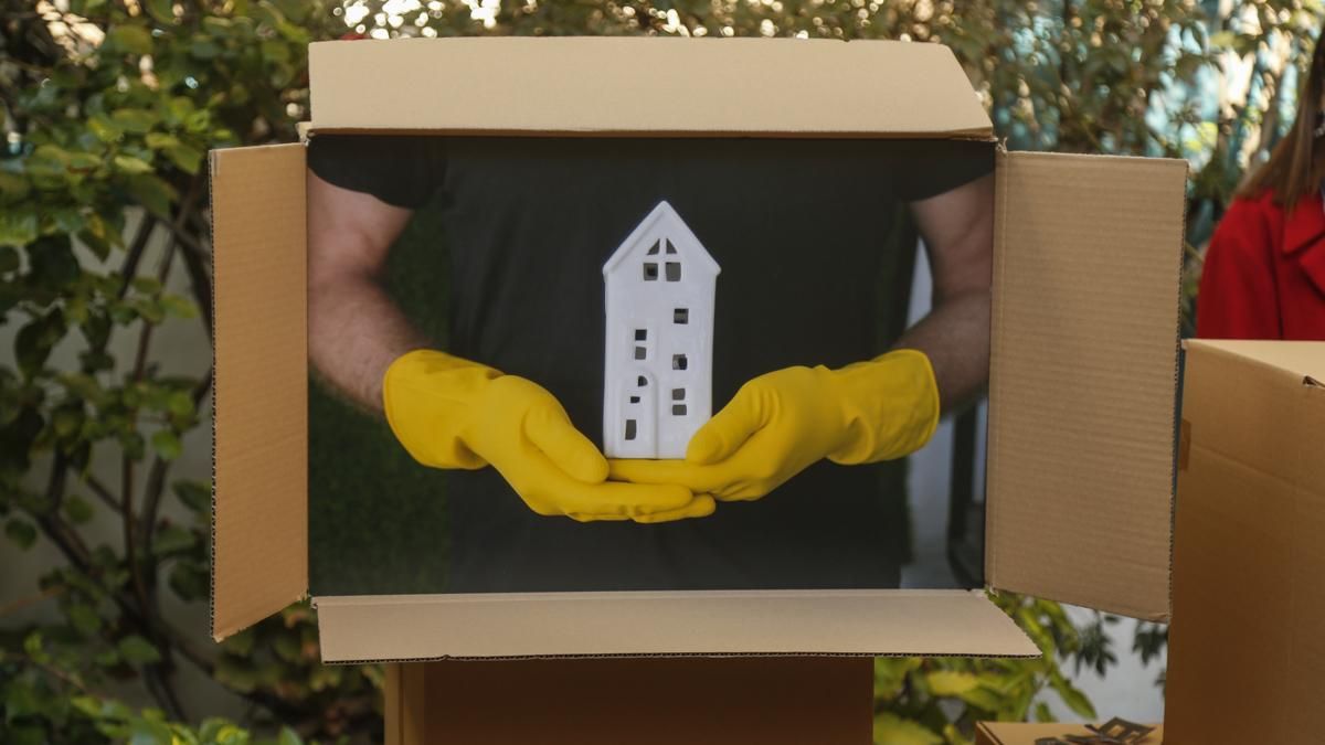 Inauguración del festival Poemx en el Palacio de Viana