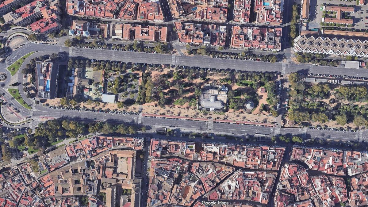 ¿Necesitamos 12 carriles para el coche en el eje Victoria-República Argentina?