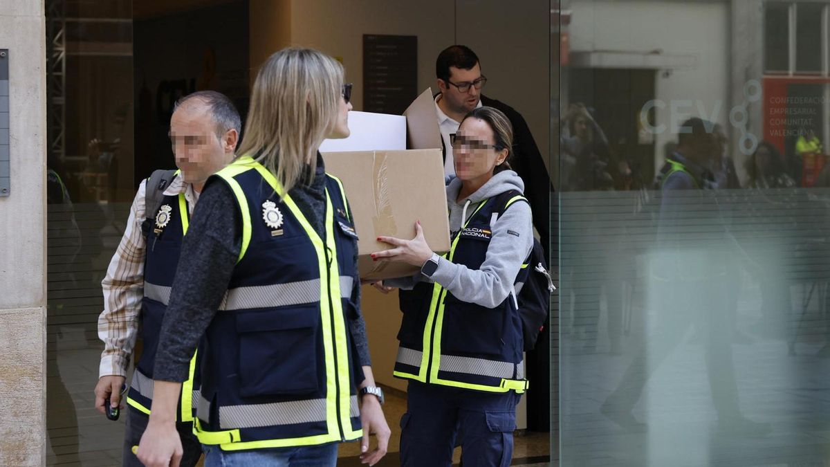 PSPV y Compromís piden una comisión de investigación por la gestión de los bonos comercio