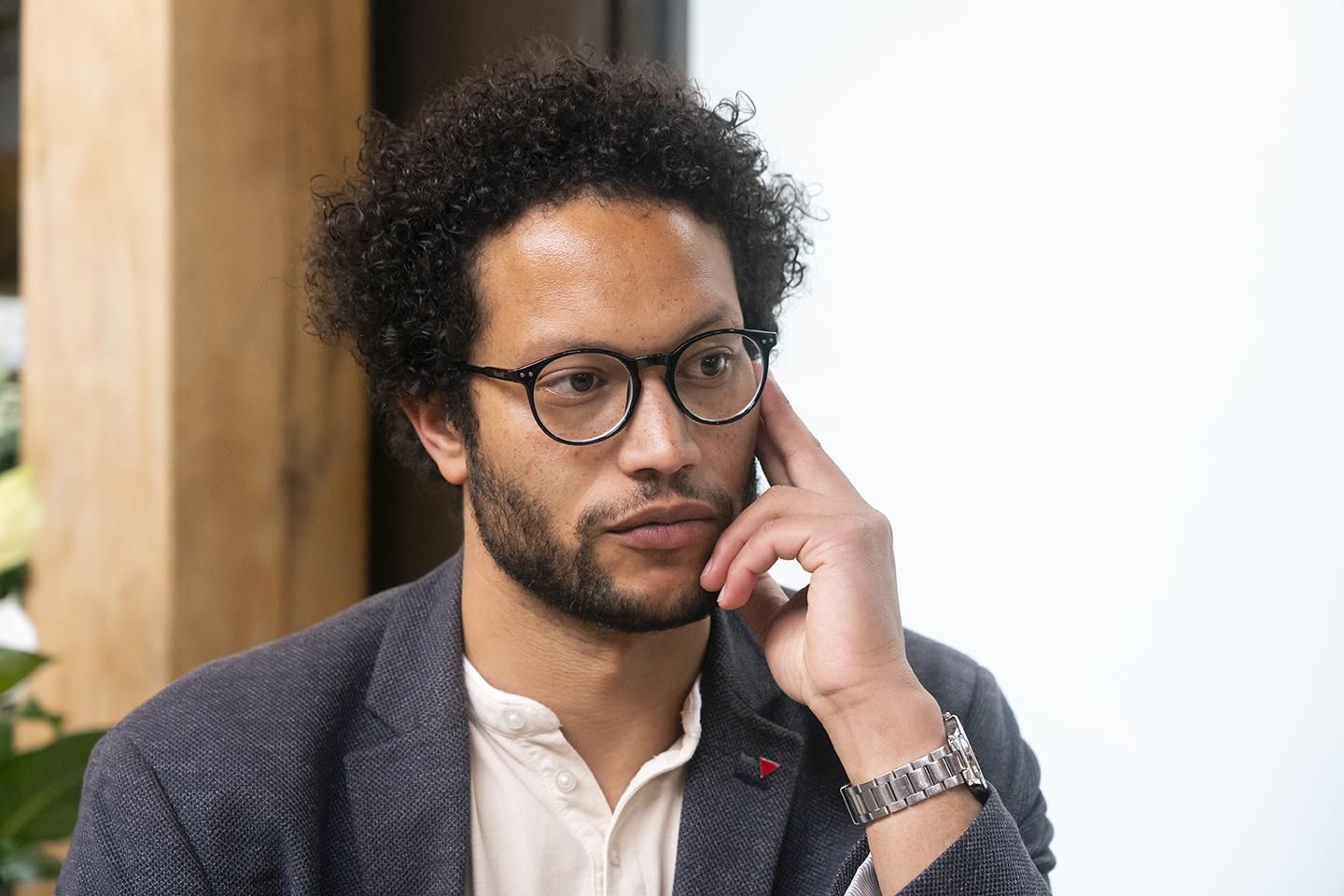 Keruin P. Martínez es también coordinador de IU-Santander.