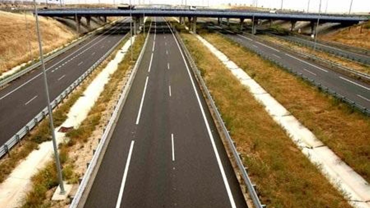 (Ampl.) Rajoy presenta el viernes un plan de carreteras de 5.000 millones con inversión privada