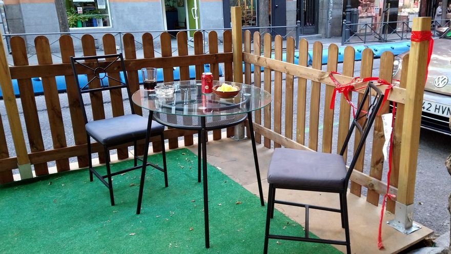 Eliminar las "terrazas Covid" en aparcamientos, propuesta más votada en la web del Ayuntamiento de Madrid