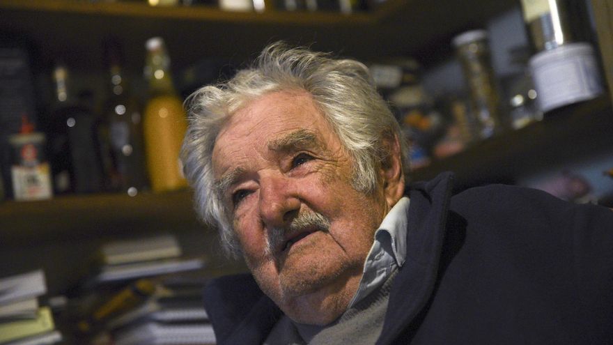 Pepe Mujica criticó con dureza a CFK y metió el dedo en la llaga de la renovación del peronismo