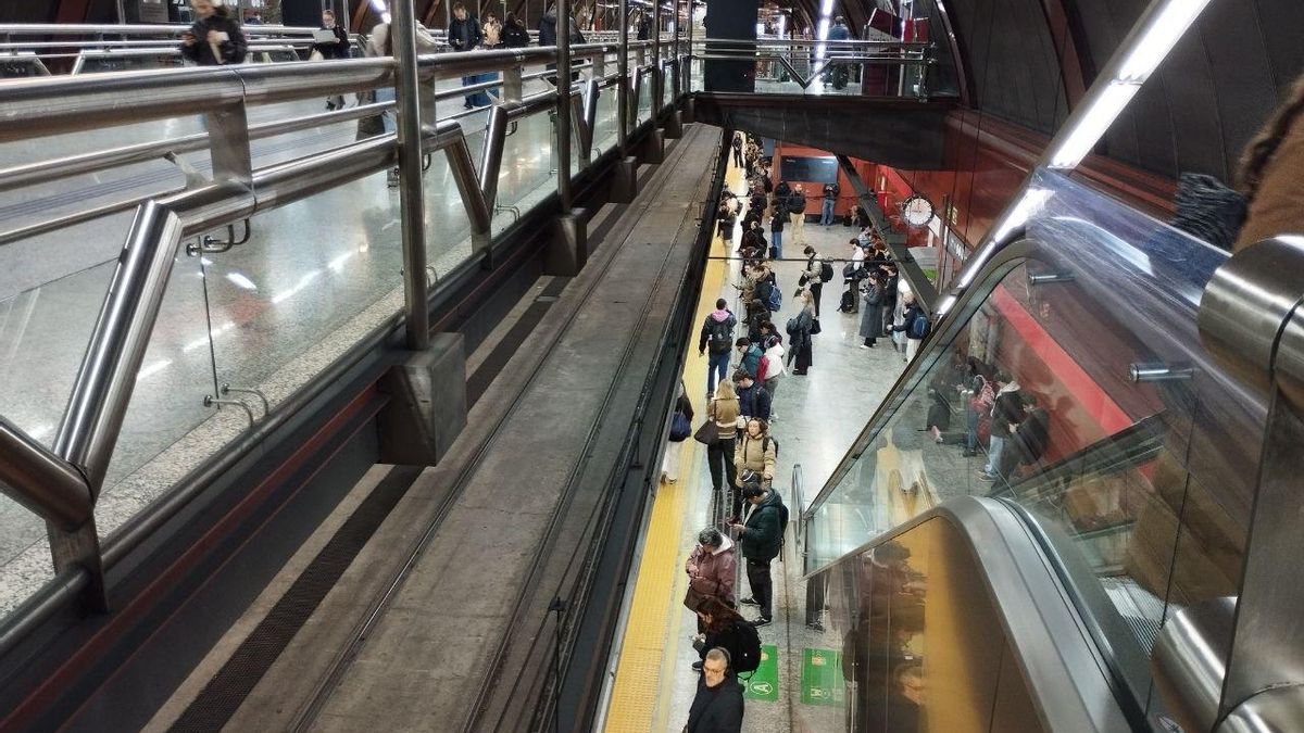 La huelga del sector ferroviario comienza con más de mil trenes anulados y pendiente de una nueva reunión