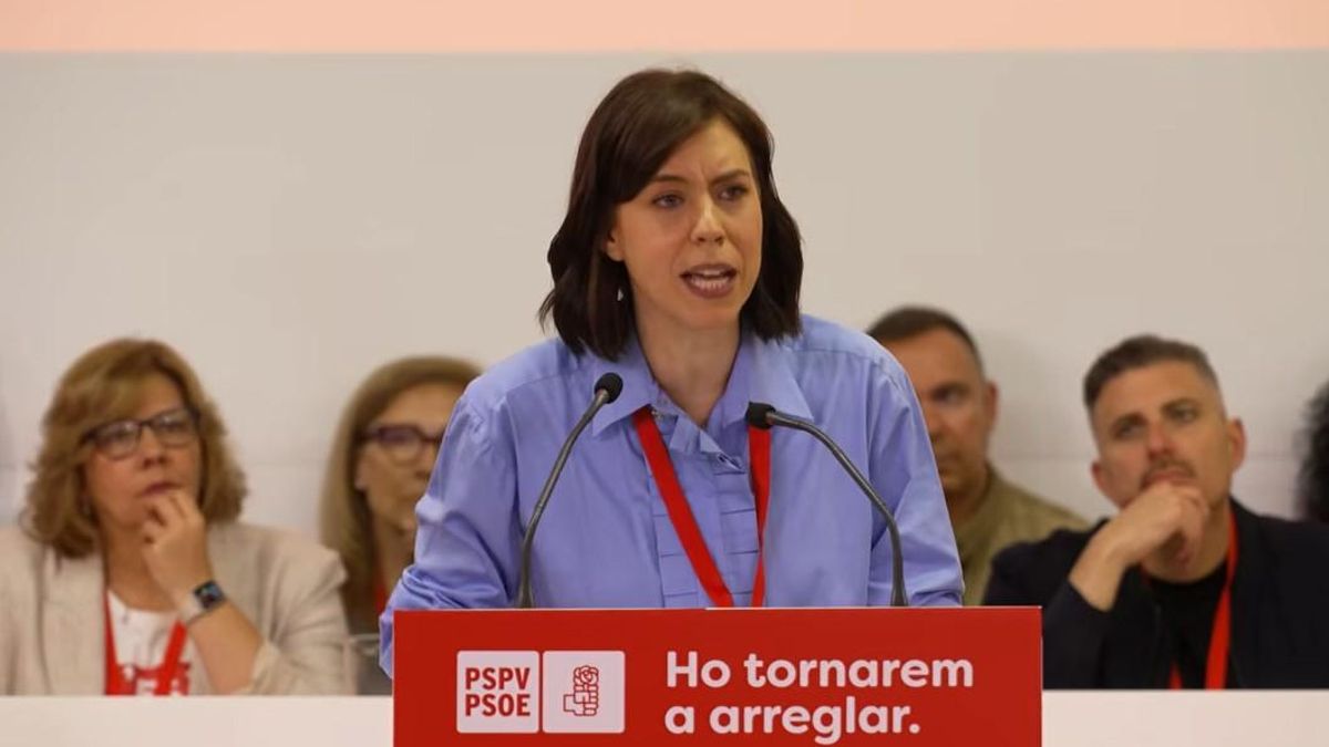 El PSPV-PSOE  arranca su maquinaria electoral con el aliento de colectivos sociales y docentes: "Queda un año para recuperar la dignidad de nuestra tierra"