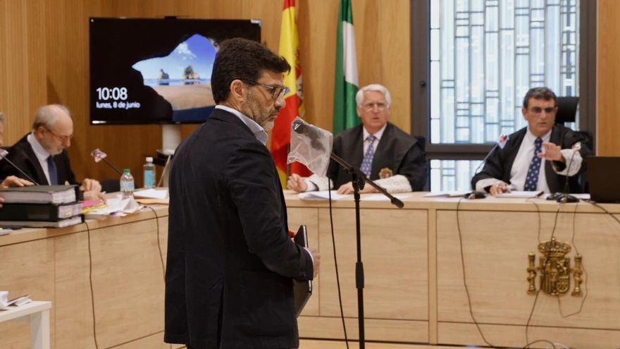 Jesús León admite que denunció a Carlos González "como mecanismo de defensa" y sin ver delito
