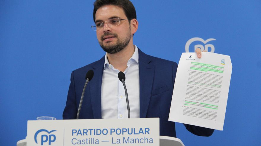 El diputado regional del PP de Castilla-La Mancha, Santiago Serrano.