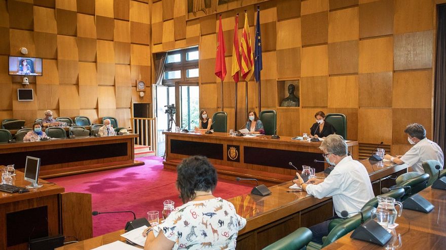 Zaragoza se juega más de 27 millones de euros con el ‘olvido’ de vestigios del franquismo que permanecen en el callejero de la ciudad