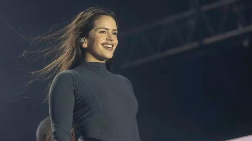 El diseñador Miguel Adrover rechaza vestir a Rosalía por no apoyar públicamente a Palestina: “El silencio es complicidad”