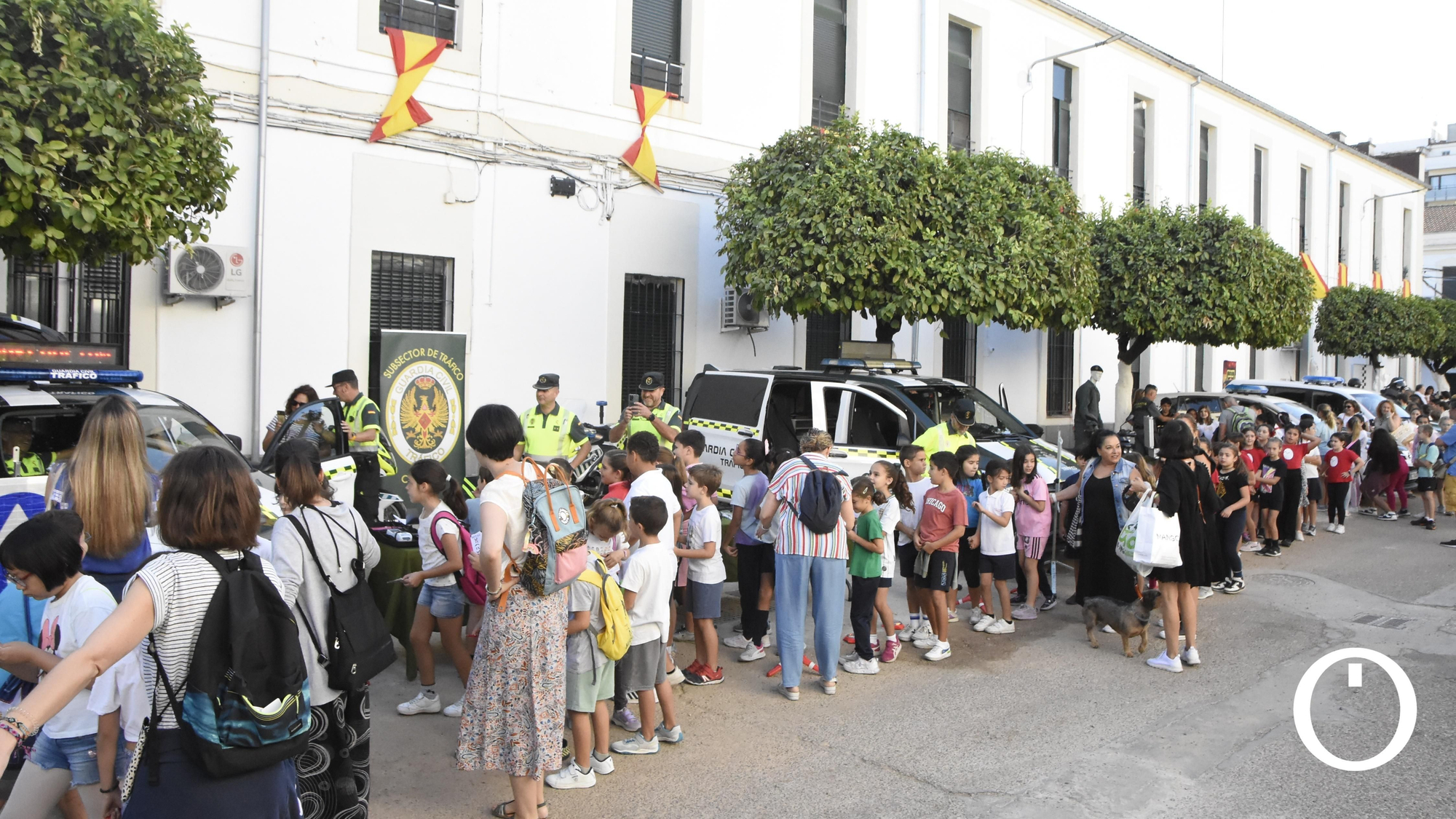 Presentación de los medios de la Guardia Civil a más de 700 alumnos.