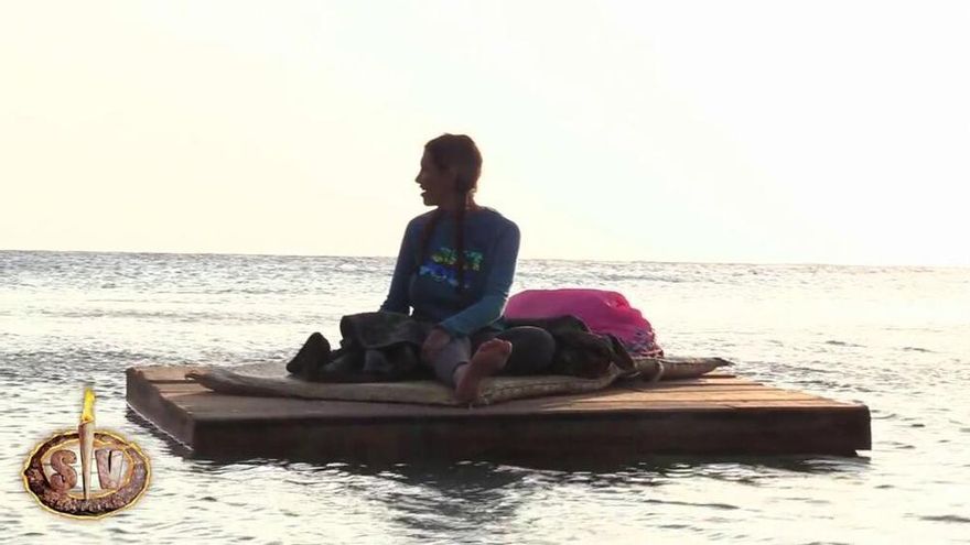 Lara, tras ver de cerca a un tiburón en 'Supervivientes'