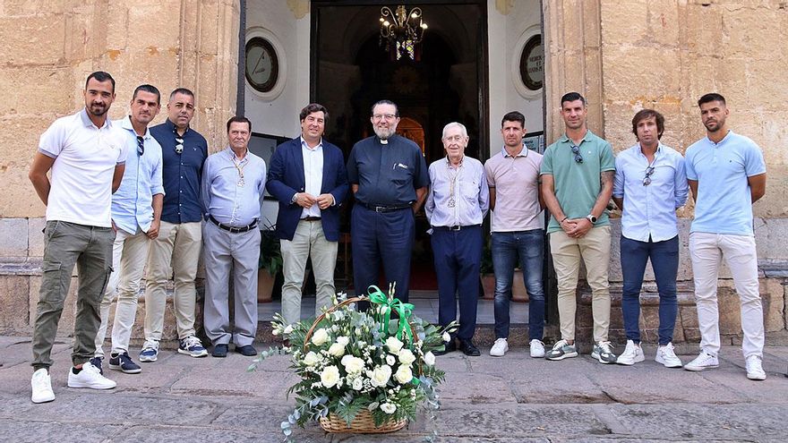 El Córdoba CF y una tradicional petición a San Rafael