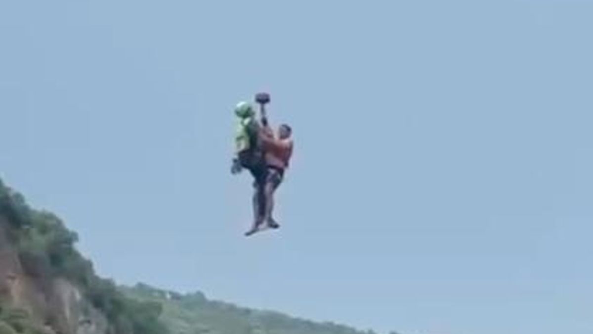 Sin saber nadar y en pleno aviso por crecidas: rescatada una pareja atrapada en el río Ara, en el Pirineo aragonés