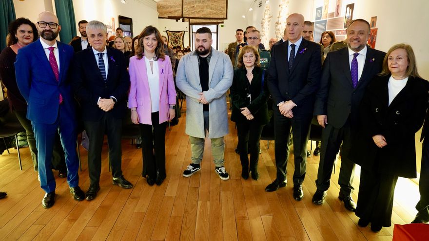 El director de cine Néstor López da el discurso del 8M en León: “Todos somos un poco machistas”